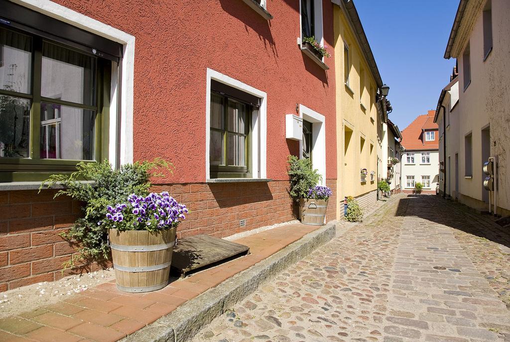 Ferienwohnung Uferpromenade Waren  Exterior foto