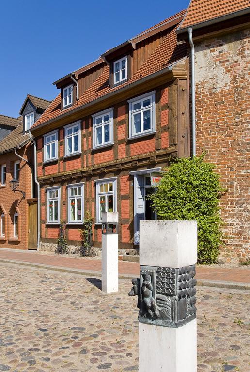 Ferienwohnung Uferpromenade Waren  Exterior foto