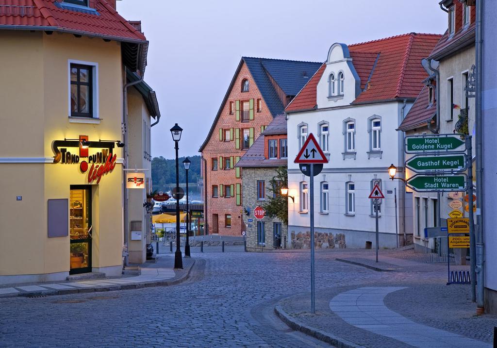Ferienwohnung Uferpromenade Waren  Exterior foto